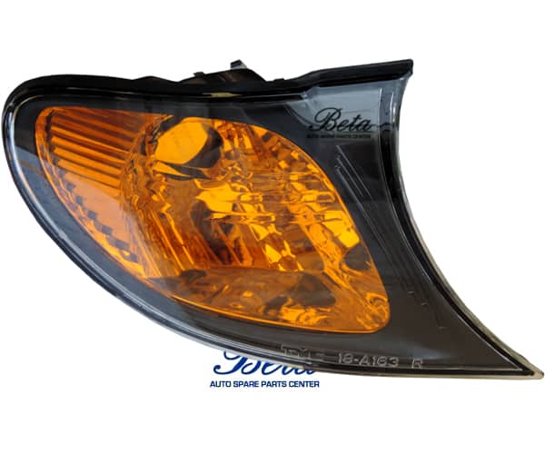 Right Side Corner Lamp -Black and Yellow for BMW 3 Series E46 LCI 2002-2004 models, Part Number 7165848 Right Side Corner Lamp -Black and Yellow for BMW 3 Series E46 LCI 2002-2004 models, Part Number 7165848